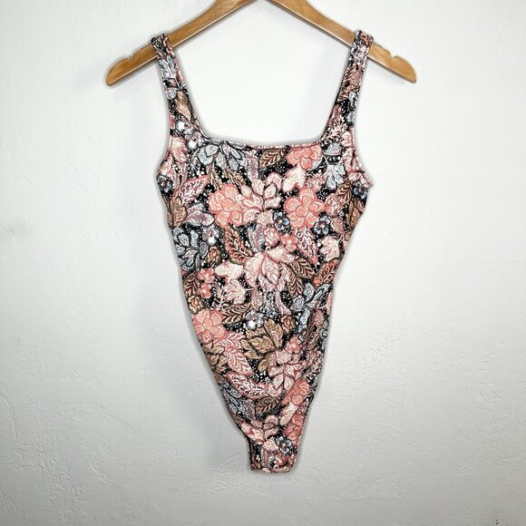 A Pea In The‎ Pod Maternity Swimsuit Black Floral One Piece Size Large NEW - Picture 1 of 5